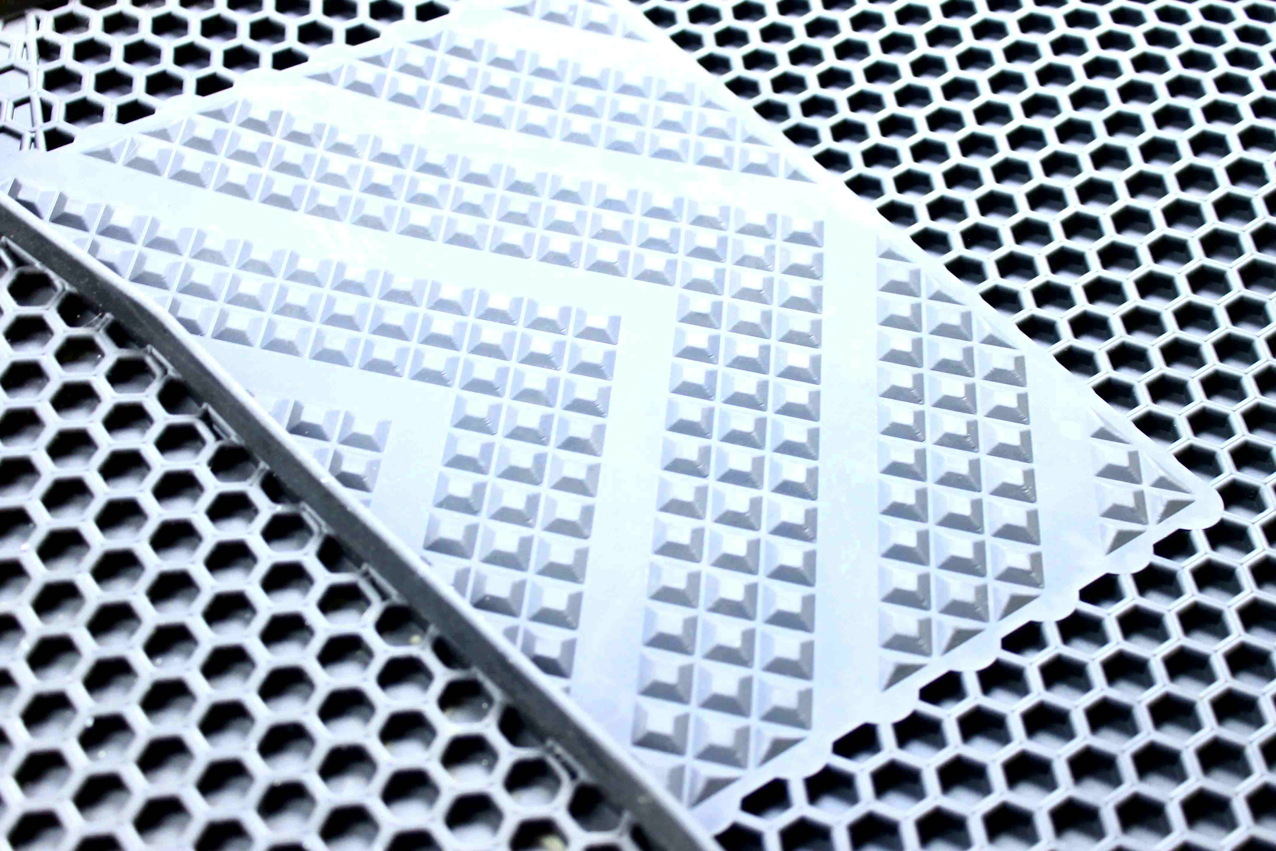Коврик салона для  MAZDA CX-5 2011-17 г. с задней перемычкой к-т.4шт материал: резина, окантовка черная EVACELL в упаковке	17398			